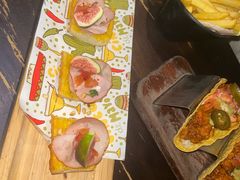 -Famous肥猫墨西哥音乐餐吧(五棵松华熙LIVE店)