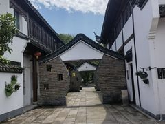 -丝绸小镇荻港古村