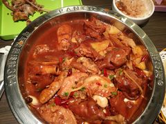 -胖哥俩肉蟹煲(石家庄长安万达店)