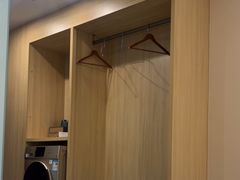 -欧辰国际酒店(重庆欢乐谷轻轨站店)