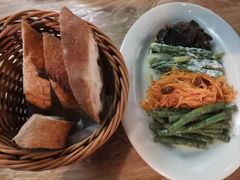 -羽深肉铺 Steak & Wine