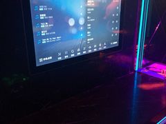 -温莎KTV(珠江路店)