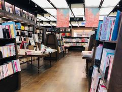 -诚品(信义店)