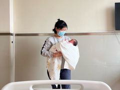 -小蝌蚪·寻·月嫂(松江妇幼店)