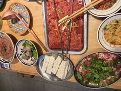 -洱火云南酸菜牛肉火锅(石景山当代商城店)