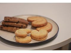 -爱德顺糕点食屋(利民道店)