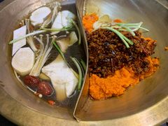 -沸炉重庆老火锅(军事博物馆店)