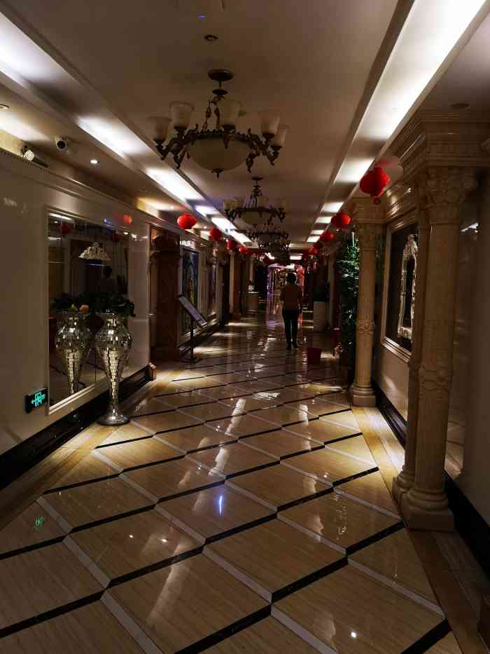 悦城ktv(浦江店)-"音效还可以,就是唱好一个歌必须打分很浪费.