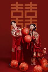 -喜爱高定婚纱摄影