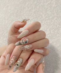 -MOE BEAUTY.皮肤管理中心