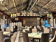 -铜锣湾·有麝自然香(重庆新天地店)