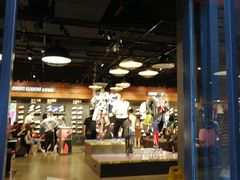 -NIKE武汉品牌体验店