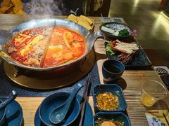 -湊湊火锅·茶憩(上海合生汇店)