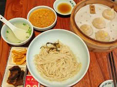 -裕兴记•蟹黄面馆(人民广场店)