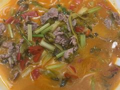 -粉小主·贵州酸汤牛肉粉(南京仙林金鹰店)