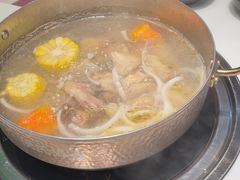 -洪氏嗨捞·猪肚鸡火锅(阳光天地店)