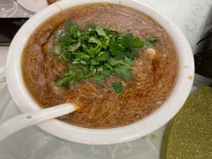 蚵仔大肠面线-光头匠