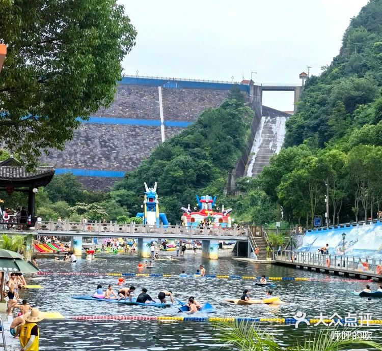 义乌永豪水上乐园图片