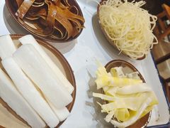 -周幺妹重庆老火锅(银泰城总店)