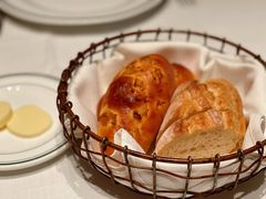 餐前包-Wolfgang’s Steakhouse 沃夫冈牛排馆(上海白玉兰广场店)