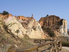 -彩色沙林风景区