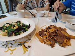 干炒牛河-粤珍轩.创始店.始于2001(含光门店)