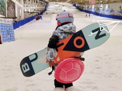 -乔波室内滑雪场