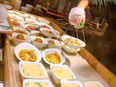 自助取餐区-老乡鸡(上海白玉兰广场店)