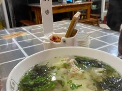 小馄炖-潘国仙耳光馄饨(黄家阙路店)