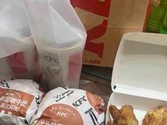 -肯德基(中纬店)
