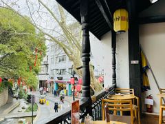 -猫的天空之城概念书店(杭州南宋御街店)