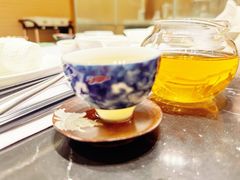 -红鼎豆捞·非遗鲍皇汤火锅(宝丰路店)