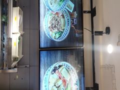 -蒙自源米线大王(东站店)