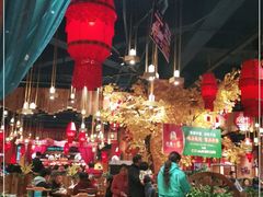 大堂-老滇山寨•云南特色菜•地方菜•民族风情歌舞表演(金碧店)