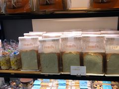 面包甜点陈列柜-广隆蛋挞王(农讲所店)