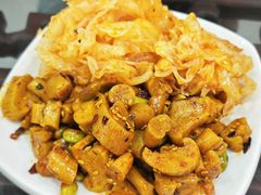 -牛一嘴·兰州牛肉面·大盘鸡(财富中心店)