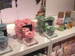 -名创优品(机场路百信广场店)