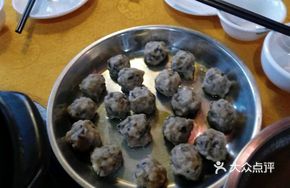 Steamed Pork Balls in Copper Plate