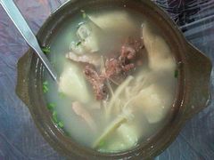 馄饨老鸭煲-老品芳