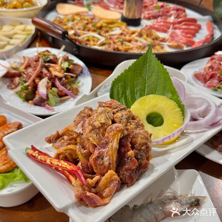 哈尔滨这烤肉店！！真让我开了眼了！