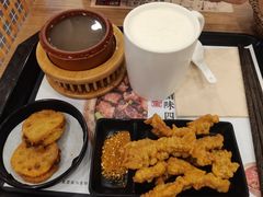 -煲仔皇腊味煲仔饭(经四万达店)