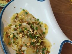 -有红鸡毛店·川菜(建设路店)