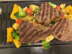 -必胜客(东三路店)