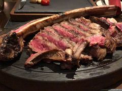 -恰餐厅及酒吧 CHAR Bar & Grill (北京丽都皇冠假日店)