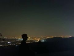 -鬼笑石后山停车场