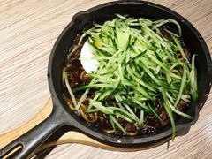 铁板蔬菜炸酱面-炒码先生·韩餐炸鸡披萨(西塔店)