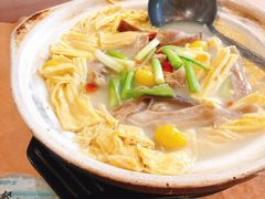 支竹猪肚煲-鹅城