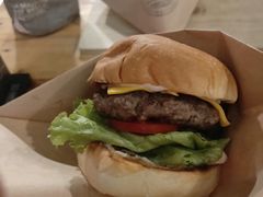 -BURGER BRO'S