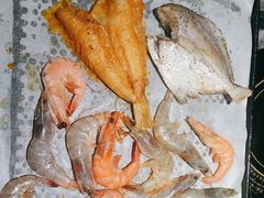 -新艺自助美食城(中山路店)