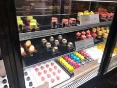 -半岛翡丽海鲜自助餐厅(观风亭店)